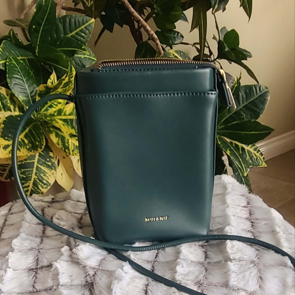 MATT&NAT MILLE vegan crossbody bag